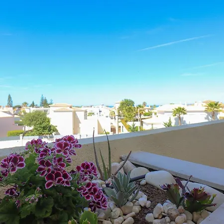 Apartamento Palmeira Gale - D-00-d - By Bedzy * Guia (Faro)